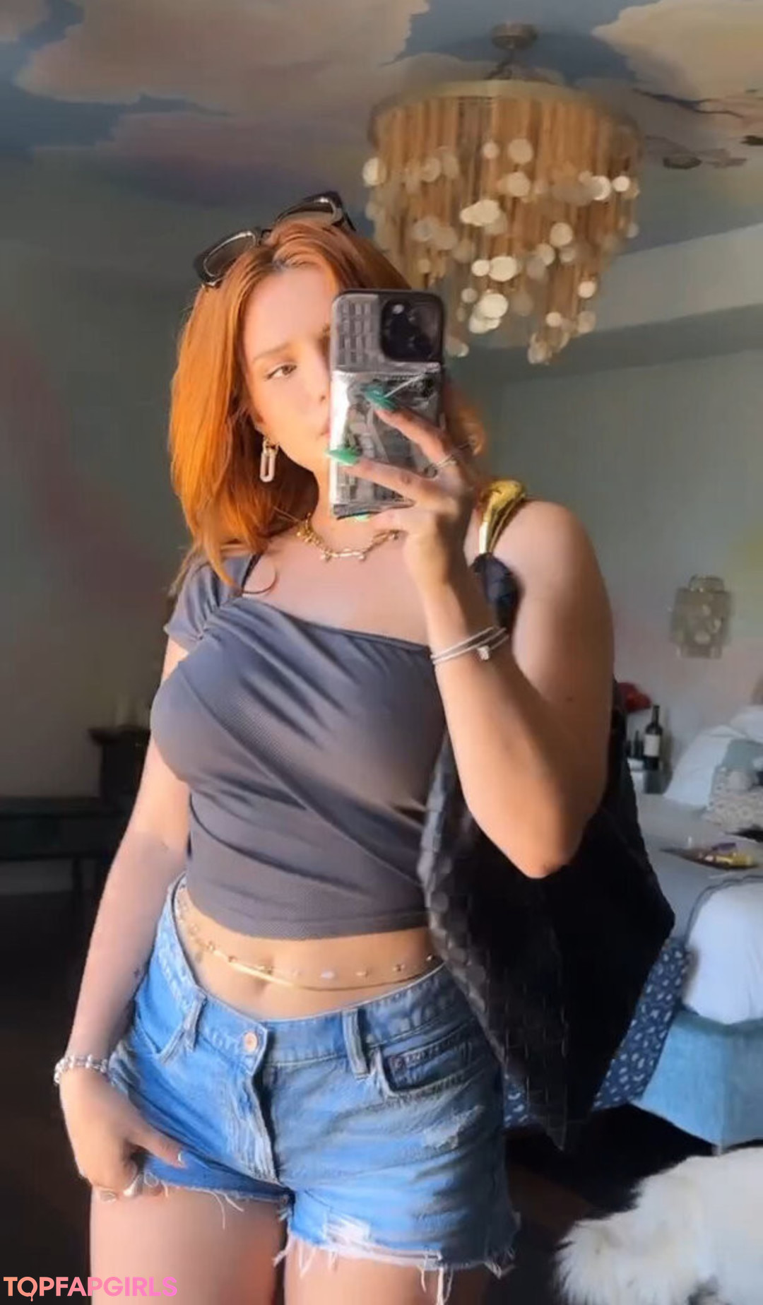 Foto desnuda filtrada de OnlyFans de Bella Thorne #759 Foto desnuda filtrada de OnlyFans de Bella Thorne #759