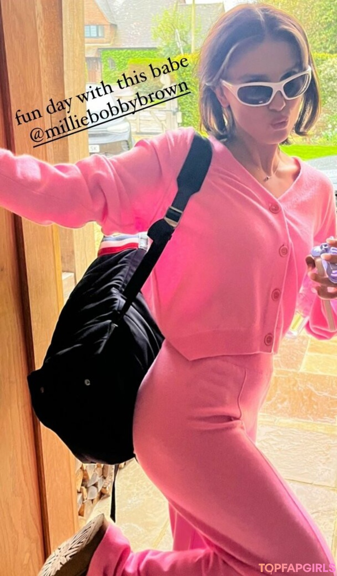 Foto desnuda filtrada de OnlyFans de Millie Bobby Brown #1042 Foto desnuda filtrada de OnlyFans de Millie Bobby Brown #1042