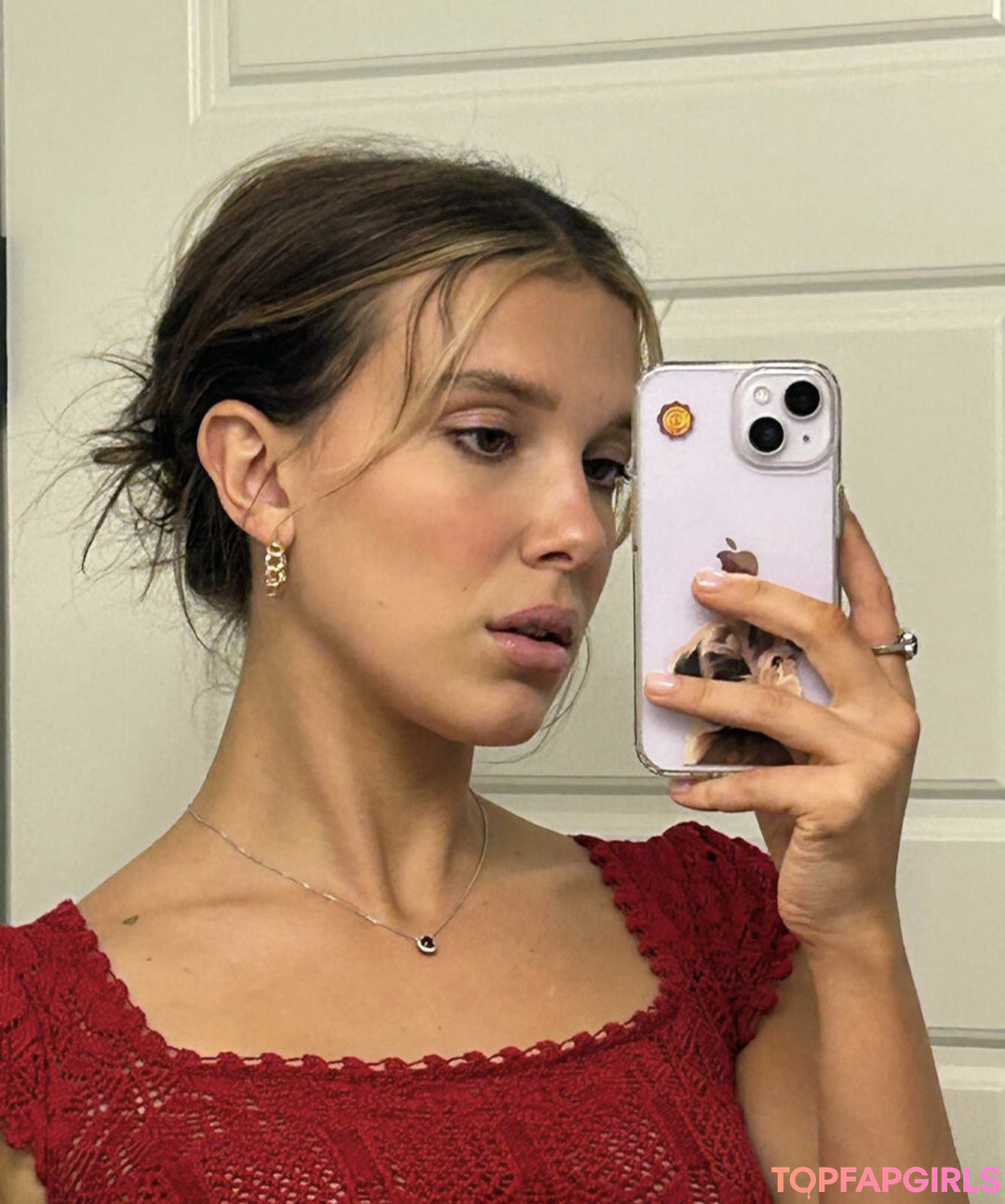 Foto desnuda filtrada de OnlyFans de Millie Bobby Brown #1235
