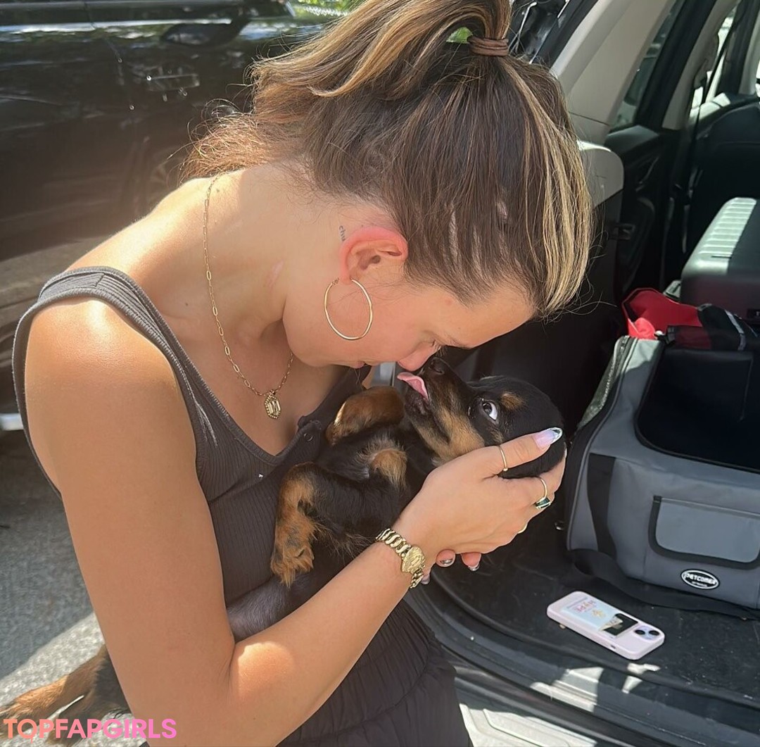 Foto desnuda filtrada de OnlyFans de Millie Bobby Brown #1269