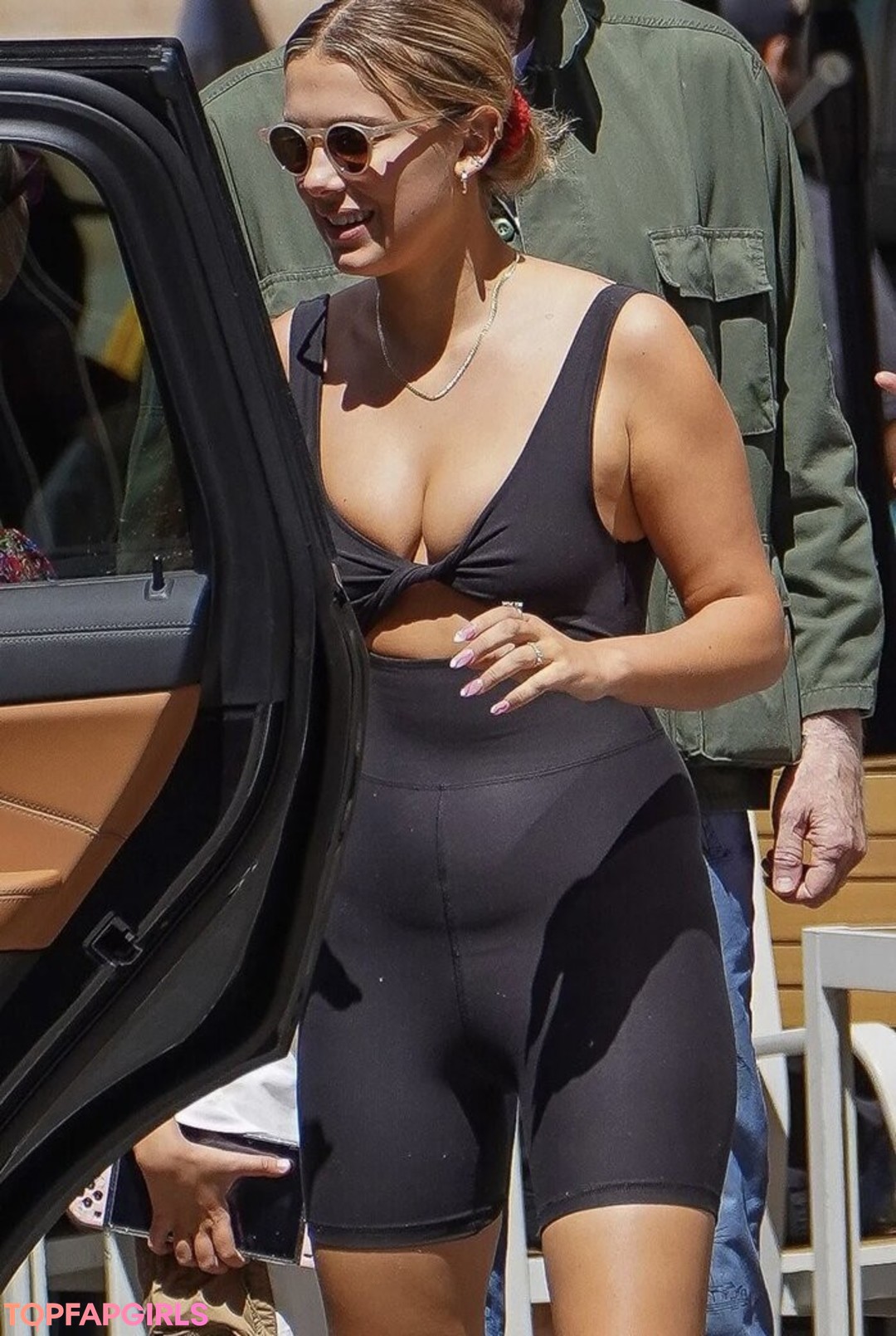 Foto desnuda filtrada de OnlyFans de Millie Bobby Brown #521 Foto desnuda filtrada de OnlyFans de Millie Bobby Brown #521