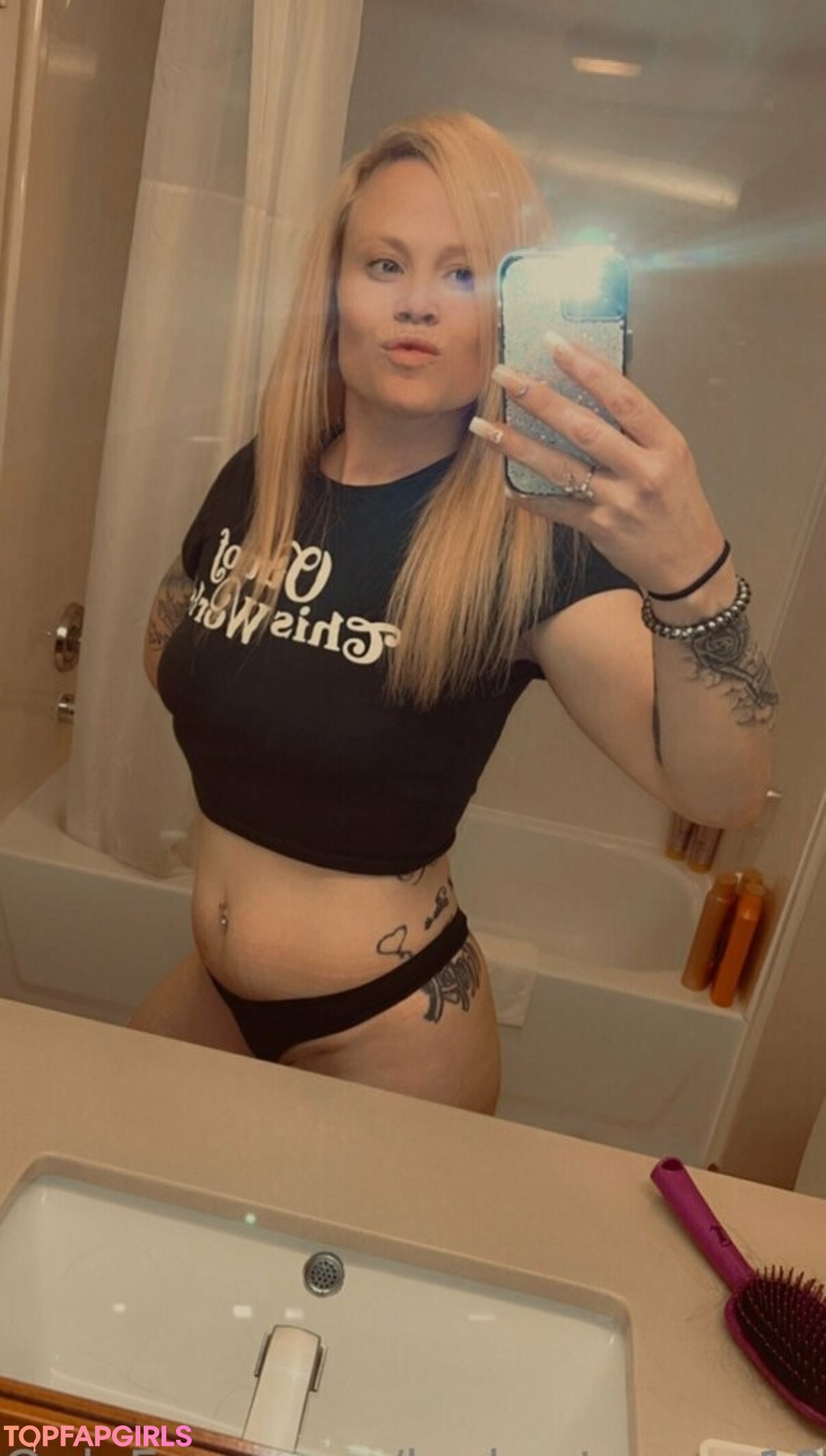 Foto desnuda filtrada de OnlyFans de Luxhartmann10527 #23 Foto desnuda filtrada de OnlyFans de Luxhartmann10527 #23