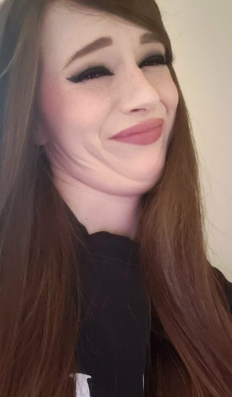 Foto desnuda filtrada de OnlyFans de Aullora