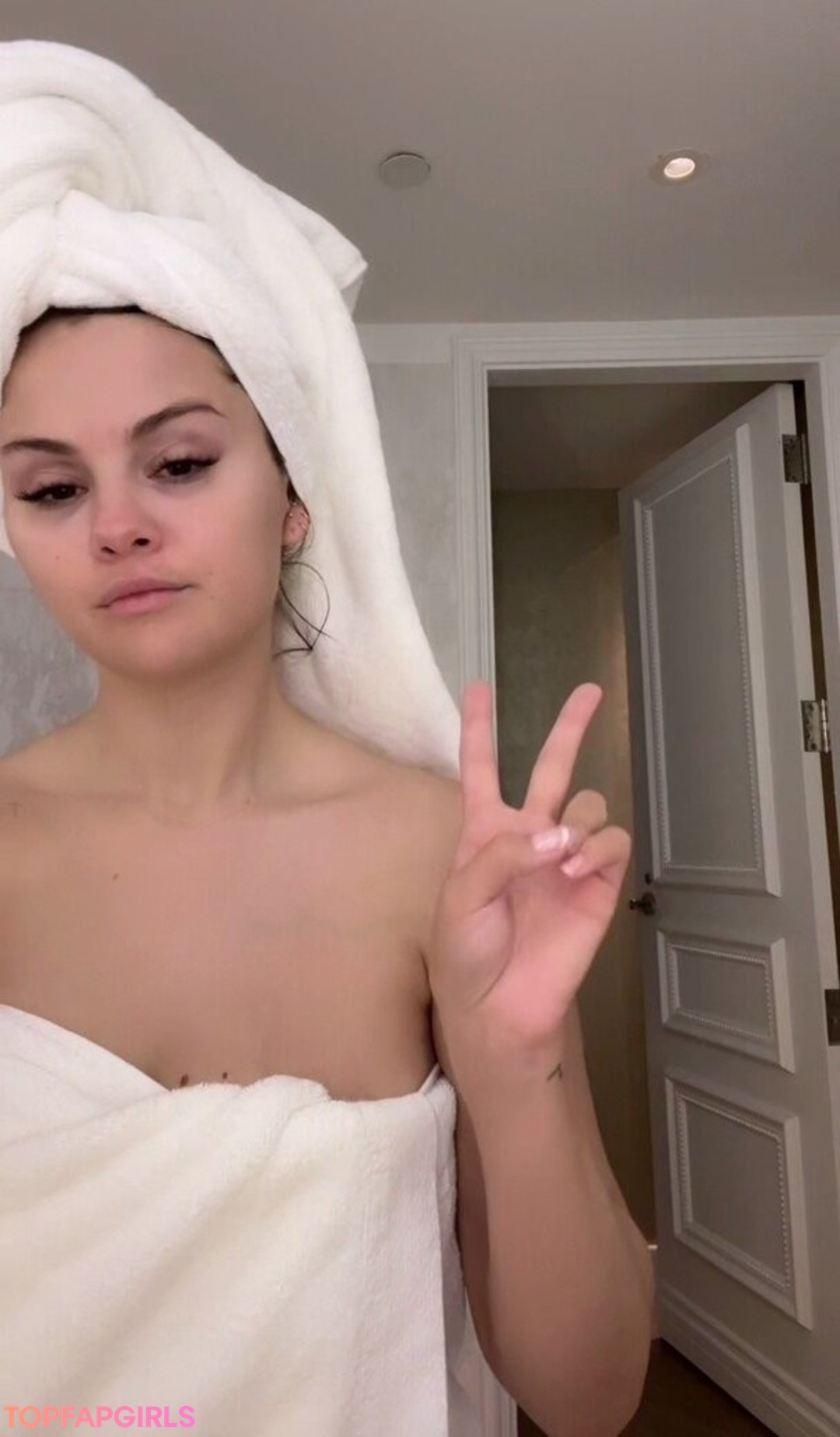Foto desnuda filtrada de OnlyFans de Selena Gomez #1111