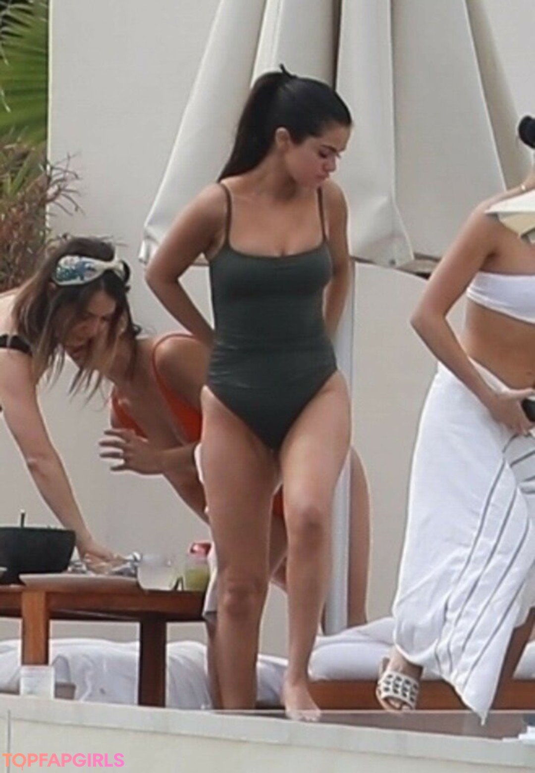 Foto desnuda filtrada de OnlyFans de Selena Gomez #2008 Foto desnuda filtrada de OnlyFans de Selena Gomez #2008