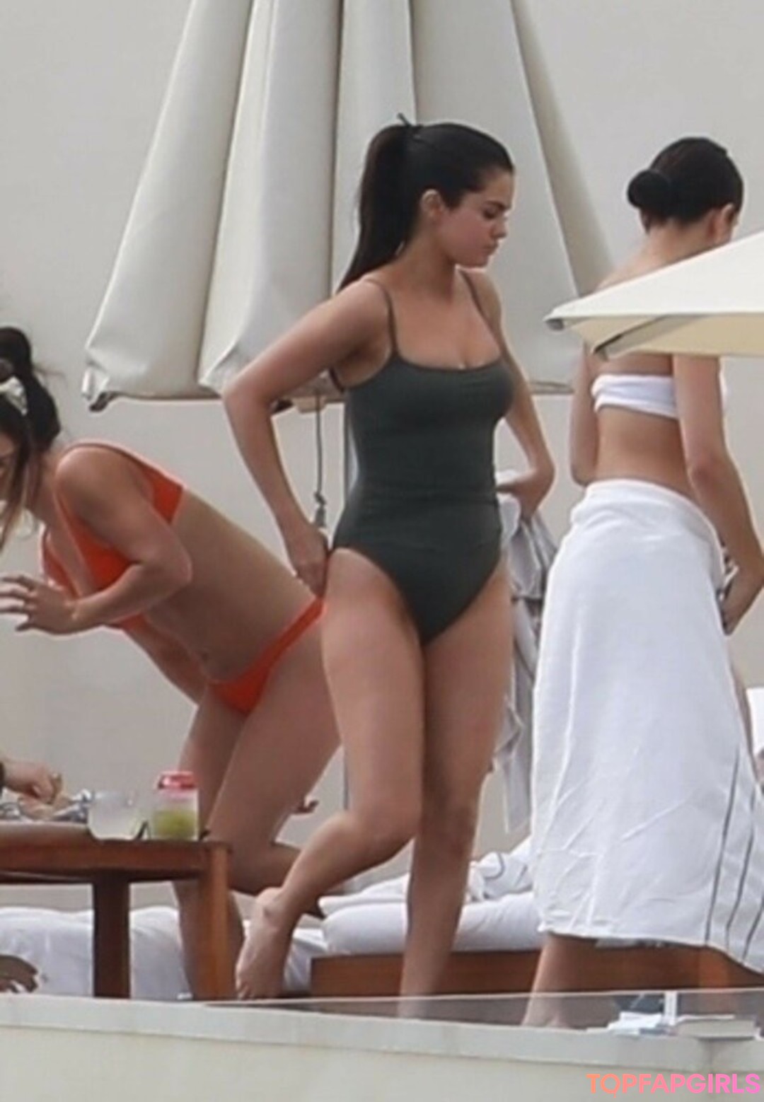 Foto desnuda filtrada de OnlyFans de Selena Gomez #2010 Foto desnuda filtrada de OnlyFans de Selena Gomez #2010