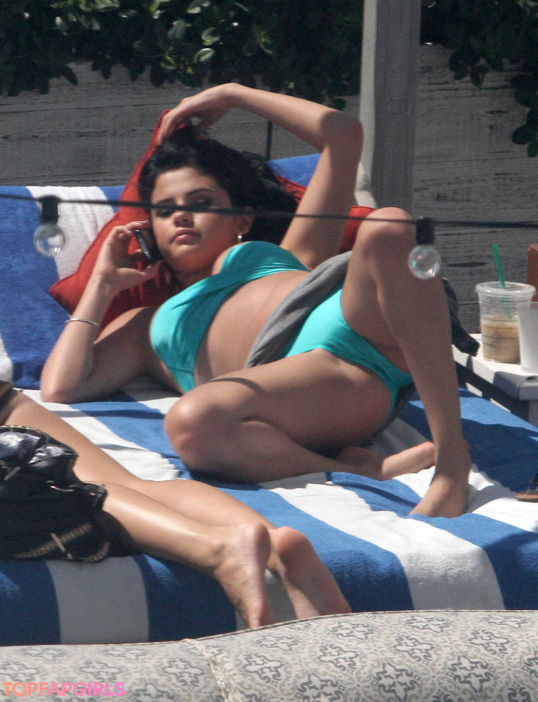 Foto desnuda filtrada de OnlyFans de Selena Gomez #53 Foto desnuda filtrada de OnlyFans de Selena Gomez #53