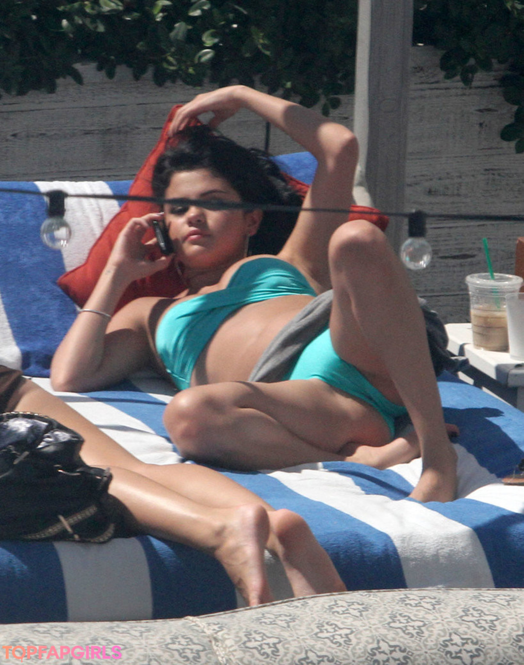 Foto desnuda filtrada de OnlyFans de Selena Gomez #54 Foto desnuda filtrada de OnlyFans de Selena Gomez #54