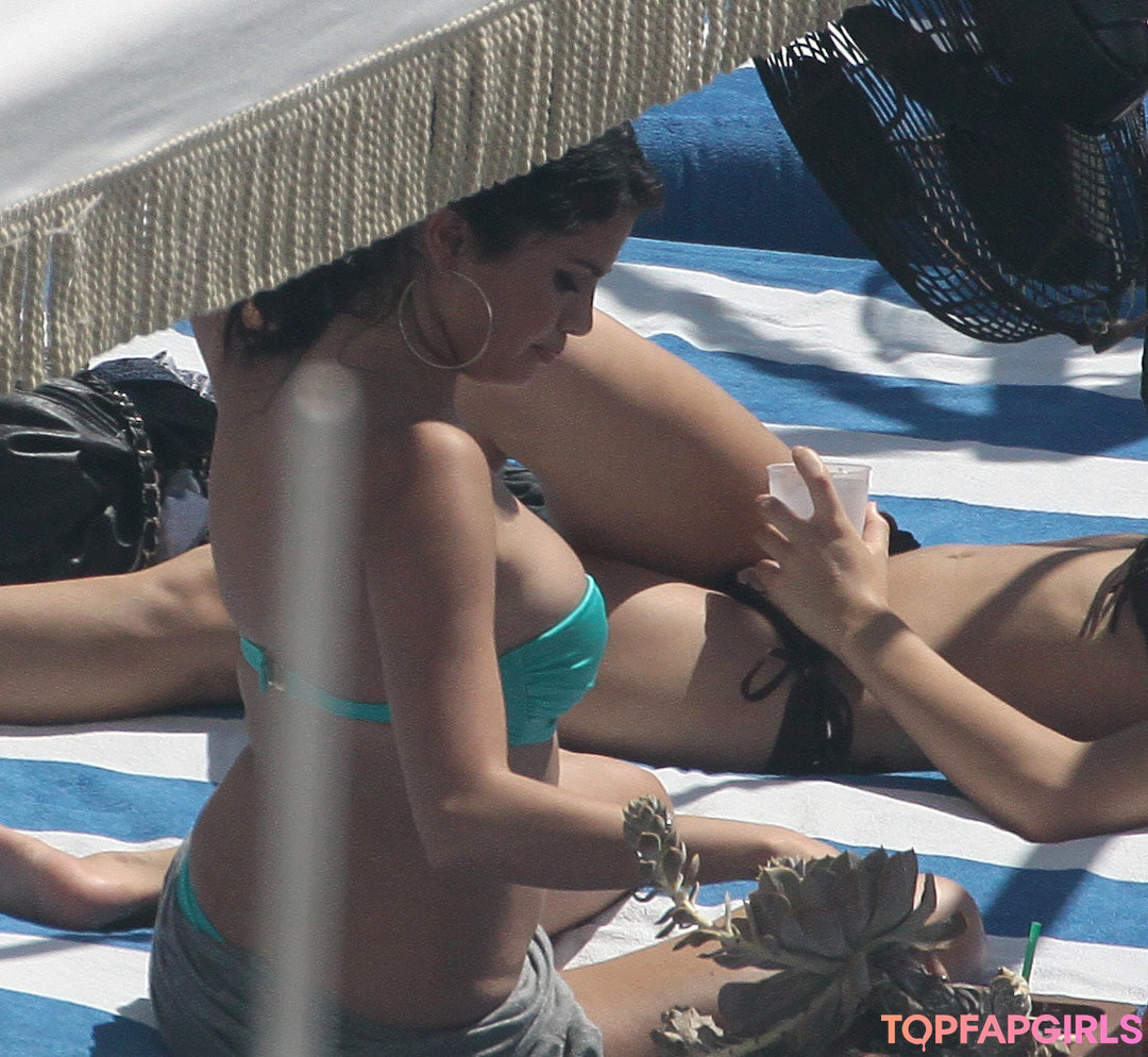 Foto desnuda filtrada de OnlyFans de Selena Gomez #67 Foto desnuda filtrada de OnlyFans de Selena Gomez #67