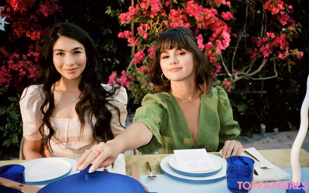 Foto desnuda filtrada de OnlyFans de Selena Gomez #752 Foto desnuda filtrada de OnlyFans de Selena Gomez #752