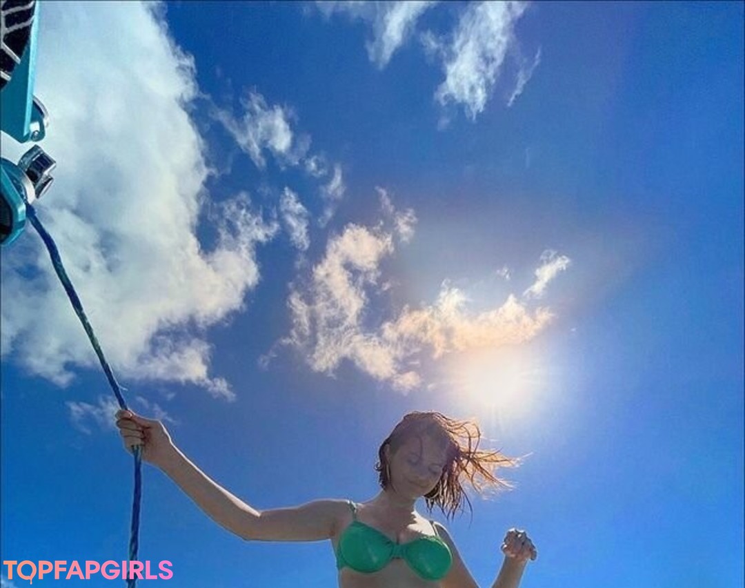 Foto desnuda filtrada de OnlyFans de Selena Gomez #880 Foto desnuda filtrada de OnlyFans de Selena Gomez #880