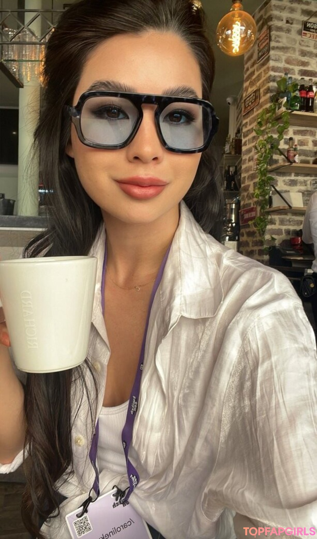 Foto desnuda filtrada de OnlyFans de Carolinekwan #83 Foto desnuda filtrada de OnlyFans de Carolinekwan #83