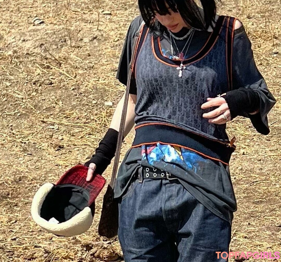 Foto desnuda filtrada de OnlyFans de Billie Eilish #617 Foto desnuda filtrada de OnlyFans de Billie Eilish #617