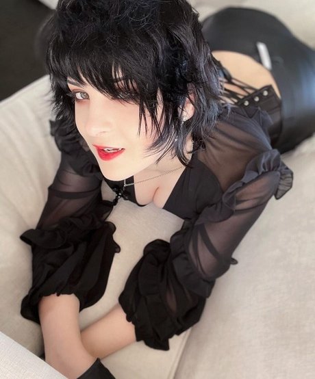 Hiso Neko