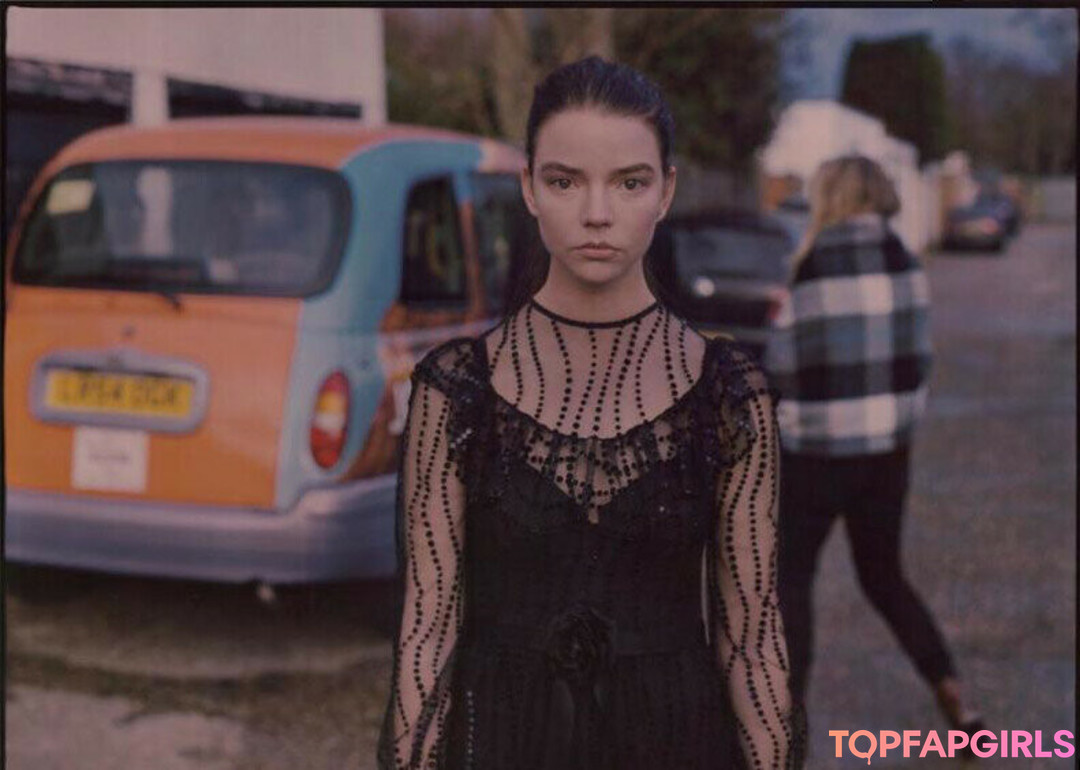 Foto desnuda filtrada de OnlyFans de Anya Taylorjoy #338 Foto desnuda filtrada de OnlyFans de Anya Taylorjoy #338