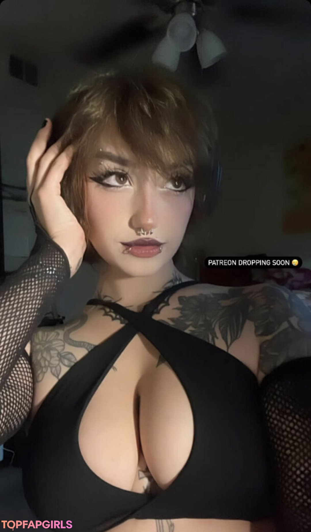 Foto desnuda filtrada de OnlyFans de Redroomromance #51 Foto desnuda filtrada de OnlyFans de Redroomromance #51