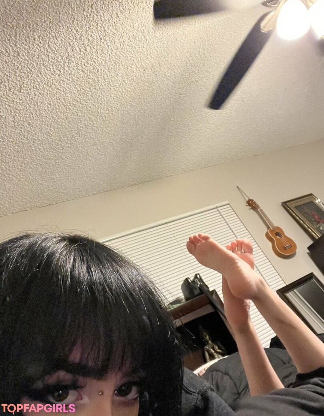 Foto desnuda filtrada de OnlyFans de Redroomromance #82 Foto desnuda filtrada de OnlyFans de Redroomromance #82