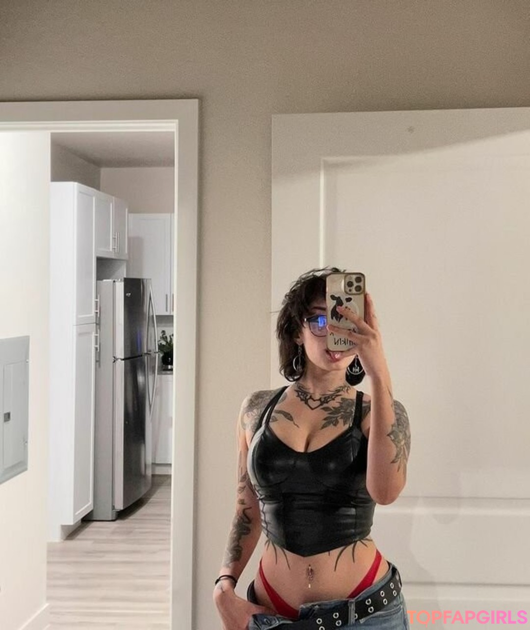 Foto desnuda filtrada de OnlyFans de Redroomromance #85 Foto desnuda filtrada de OnlyFans de Redroomromance #85