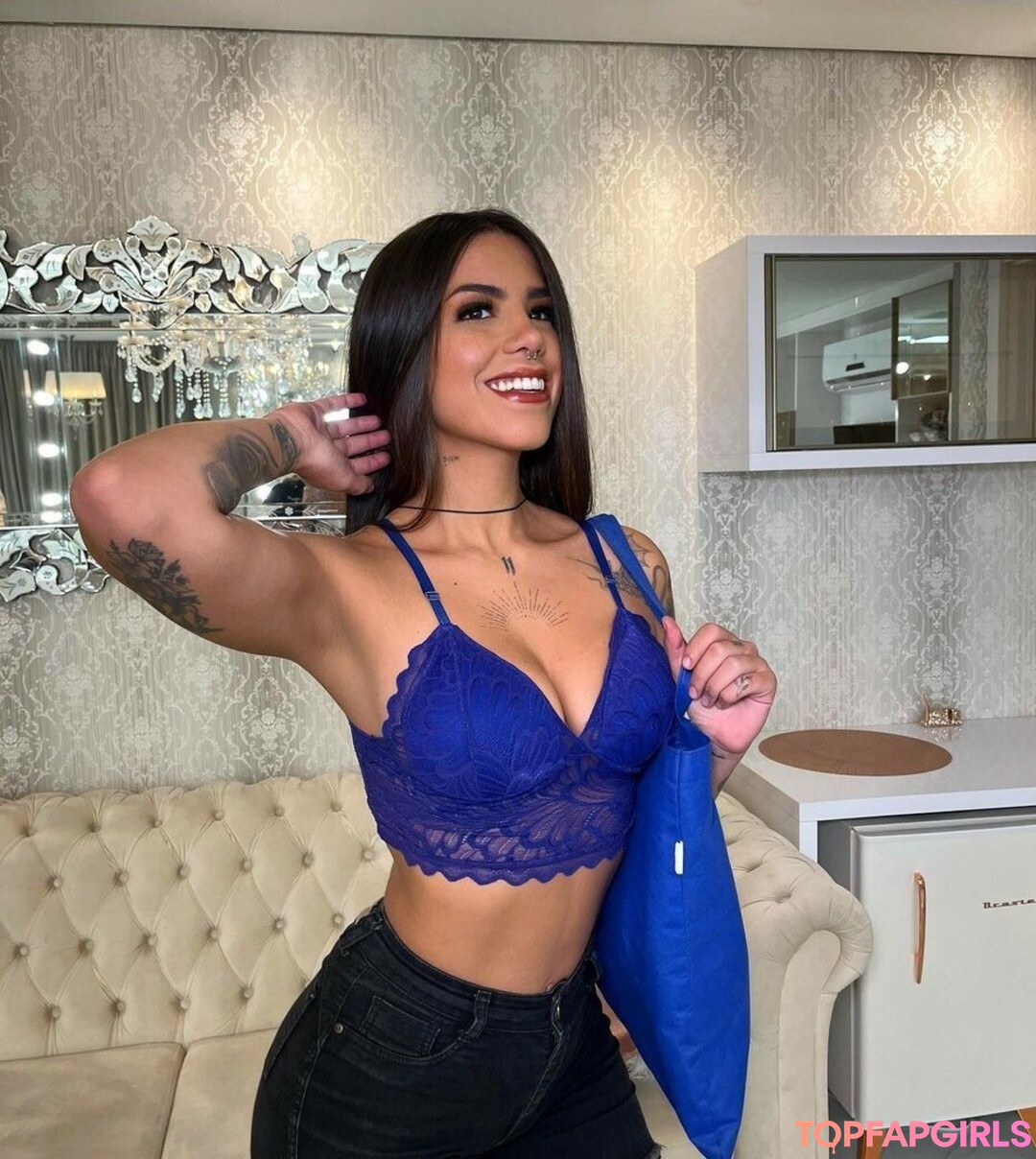 Foto desnuda filtrada de OnlyFans de Meninas De Curitiba #307 Foto desnuda filtrada de OnlyFans de Meninas De Curitiba #307