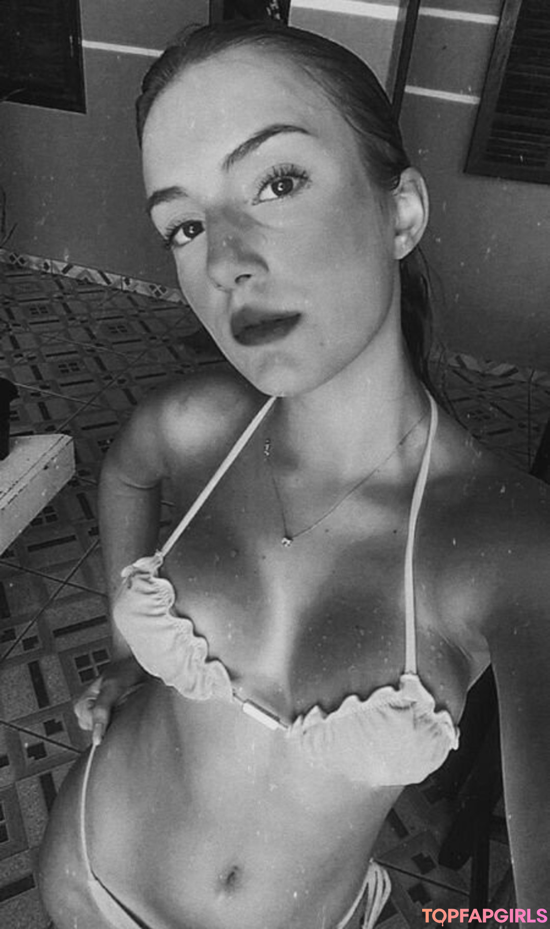 Foto desnuda filtrada de OnlyFans de Meninas De Curitiba #390 Foto desnuda filtrada de OnlyFans de Meninas De Curitiba #390