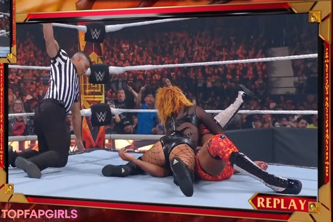 Foto desnuda filtrada de OnlyFans de Becky Lynch #205 Foto desnuda filtrada de OnlyFans de Becky Lynch #205