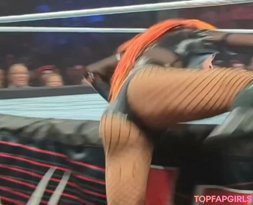 Foto desnuda filtrada de OnlyFans de Becky Lynch #389 Foto desnuda filtrada de OnlyFans de Becky Lynch #389