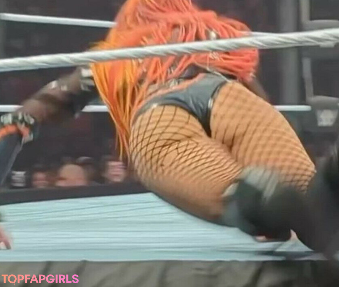 Foto desnuda filtrada de OnlyFans de Becky Lynch #390 Foto desnuda filtrada de OnlyFans de Becky Lynch #390