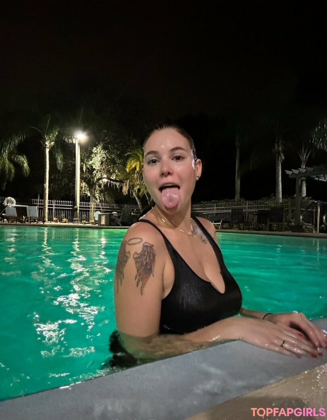 Foto desnuda filtrada de OnlyFans de Annablakexo #137 Foto desnuda filtrada de OnlyFans de Annablakexo #137