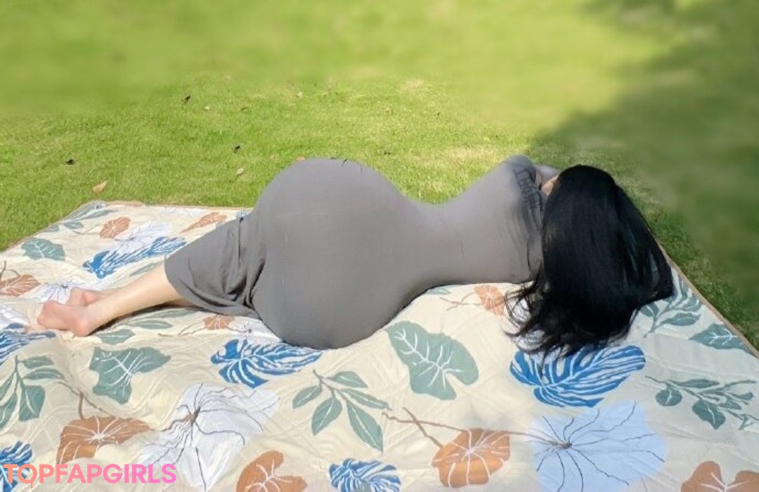 Foto desnuda filtrada de OnlyFans de Qiaoniutt #1647