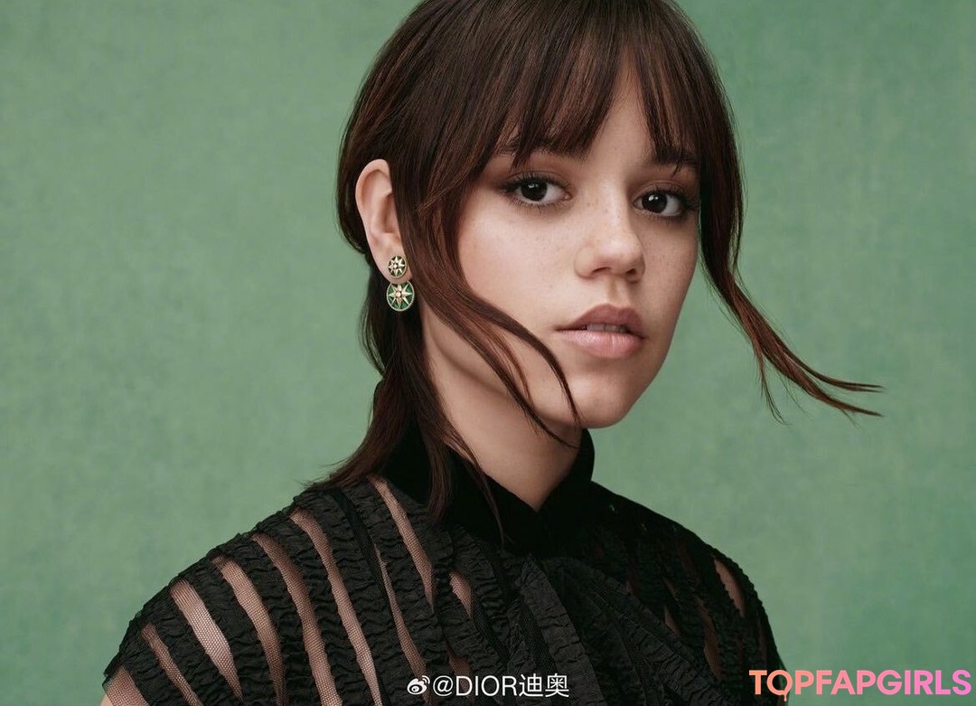 Foto desnuda filtrada de OnlyFans de Jenna Ortega #270 Foto desnuda filtrada de OnlyFans de Jenna Ortega #270