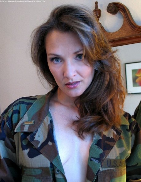 Southern-Charms Reese