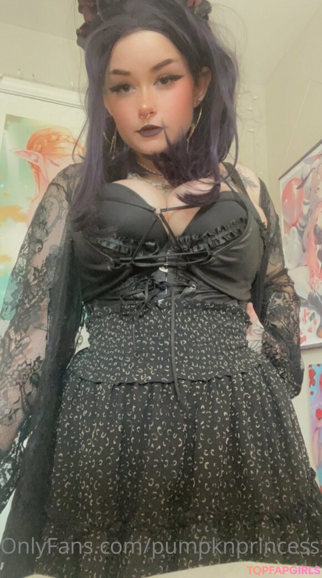 Foto desnuda filtrada de OnlyFans de Pumpknprincess #49 Foto desnuda filtrada de OnlyFans de Pumpknprincess #49