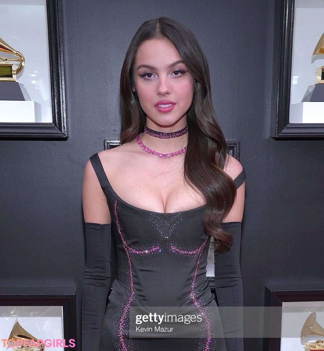 Foto desnuda filtrada de OnlyFans de Olivia Rodrigo #191 Foto desnuda filtrada de OnlyFans de Olivia Rodrigo #191