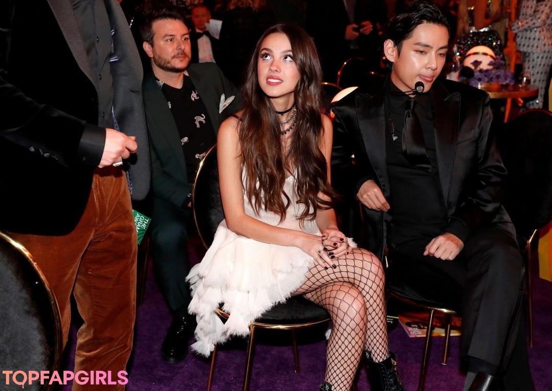 Foto desnuda filtrada de OnlyFans de Olivia Rodrigo #224 Foto desnuda filtrada de OnlyFans de Olivia Rodrigo #224