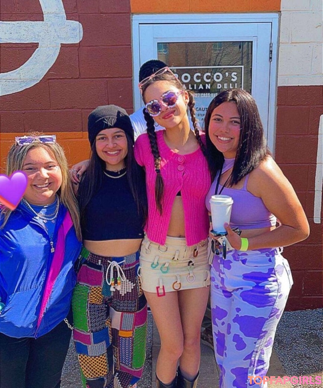 Foto desnuda filtrada de OnlyFans de Olivia Rodrigo #327 Foto desnuda filtrada de OnlyFans de Olivia Rodrigo #327
