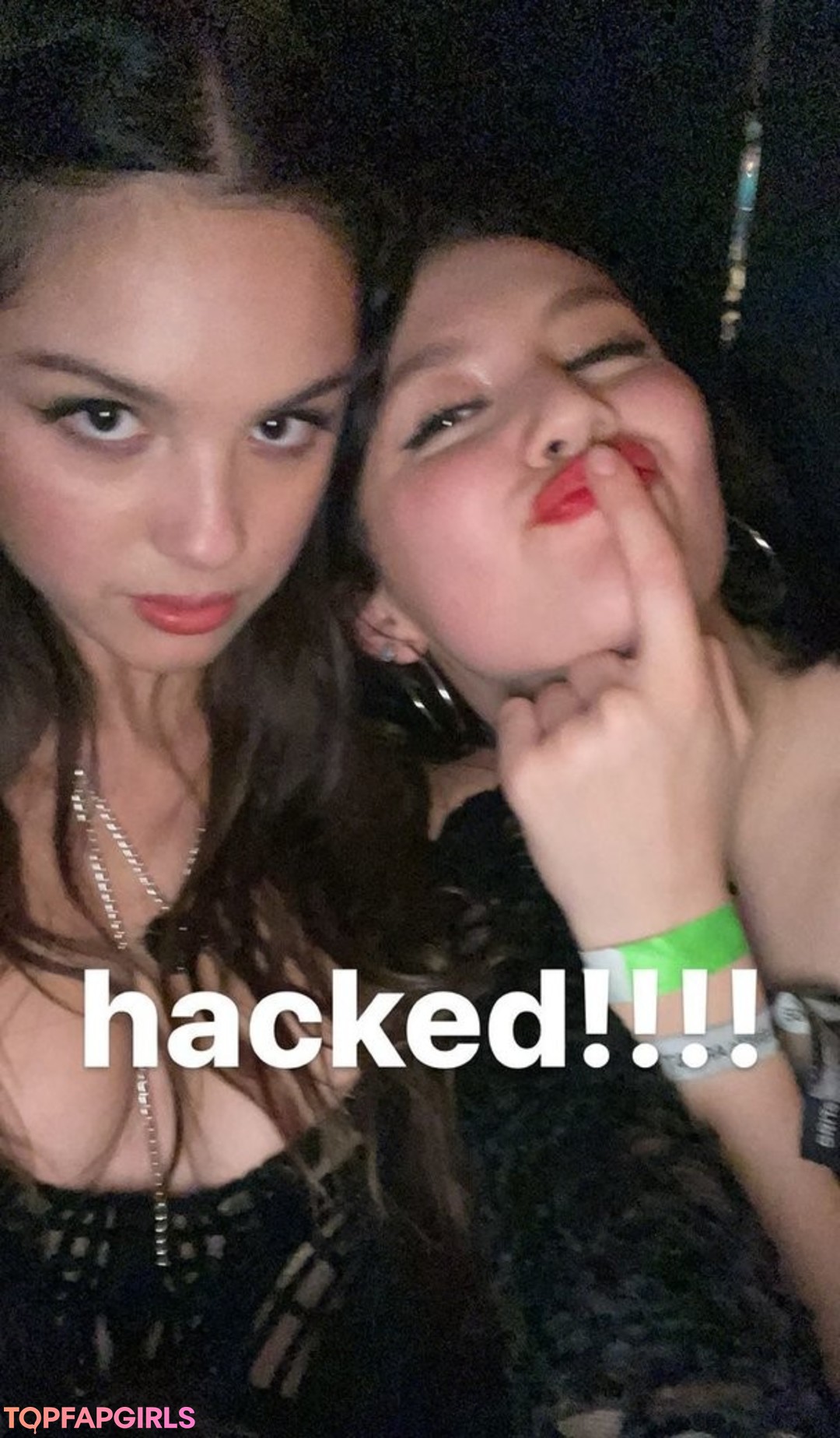 Foto desnuda filtrada de OnlyFans de Olivia Rodrigo #43 Foto desnuda filtrada de OnlyFans de Olivia Rodrigo #43