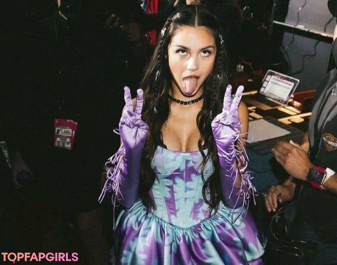 Foto desnuda filtrada de OnlyFans de Olivia Rodrigo #589 Foto desnuda filtrada de OnlyFans de Olivia Rodrigo #589