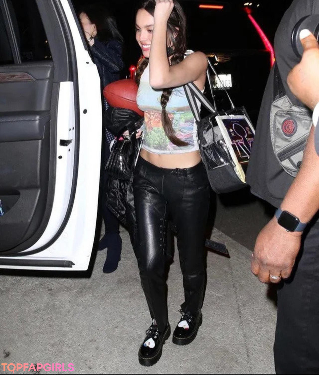 Foto desnuda filtrada de OnlyFans de Olivia Rodrigo #63 Foto desnuda filtrada de OnlyFans de Olivia Rodrigo #63