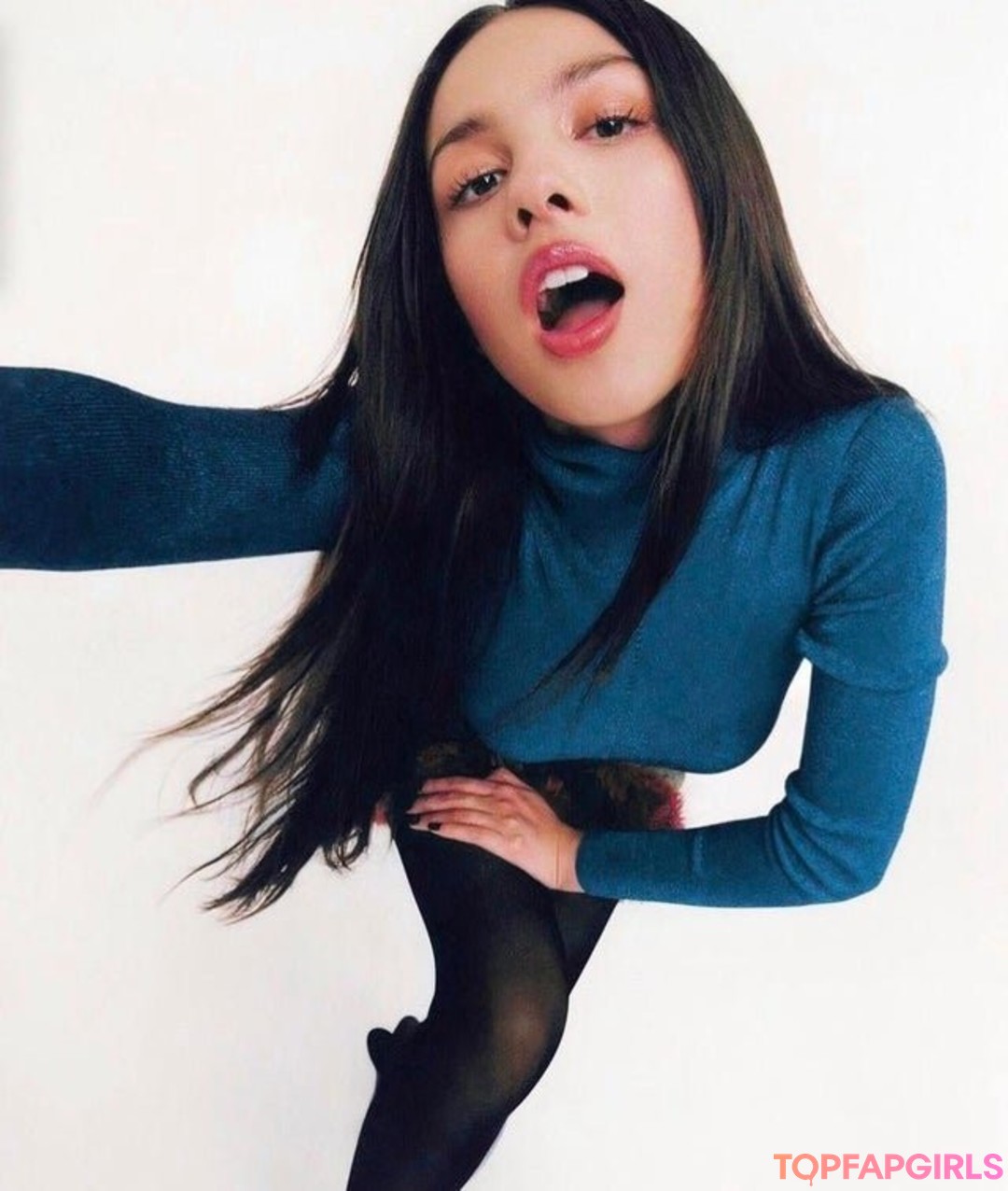 Foto desnuda filtrada de OnlyFans de Olivia Rodrigo #70 Foto desnuda filtrada de OnlyFans de Olivia Rodrigo #70