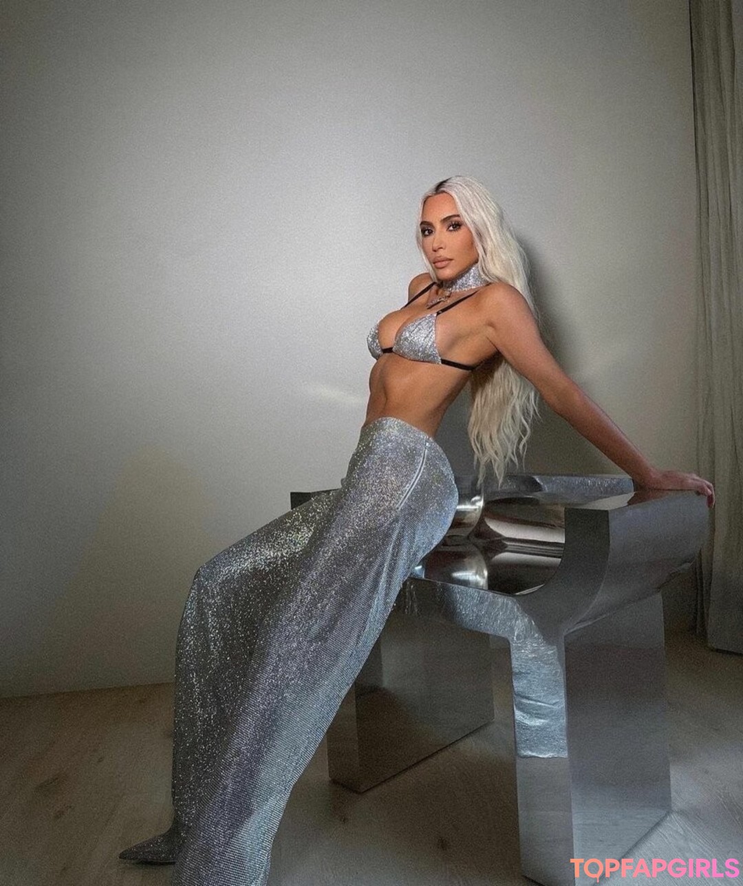 Foto desnuda filtrada de OnlyFans de Kim Kardashian #1198