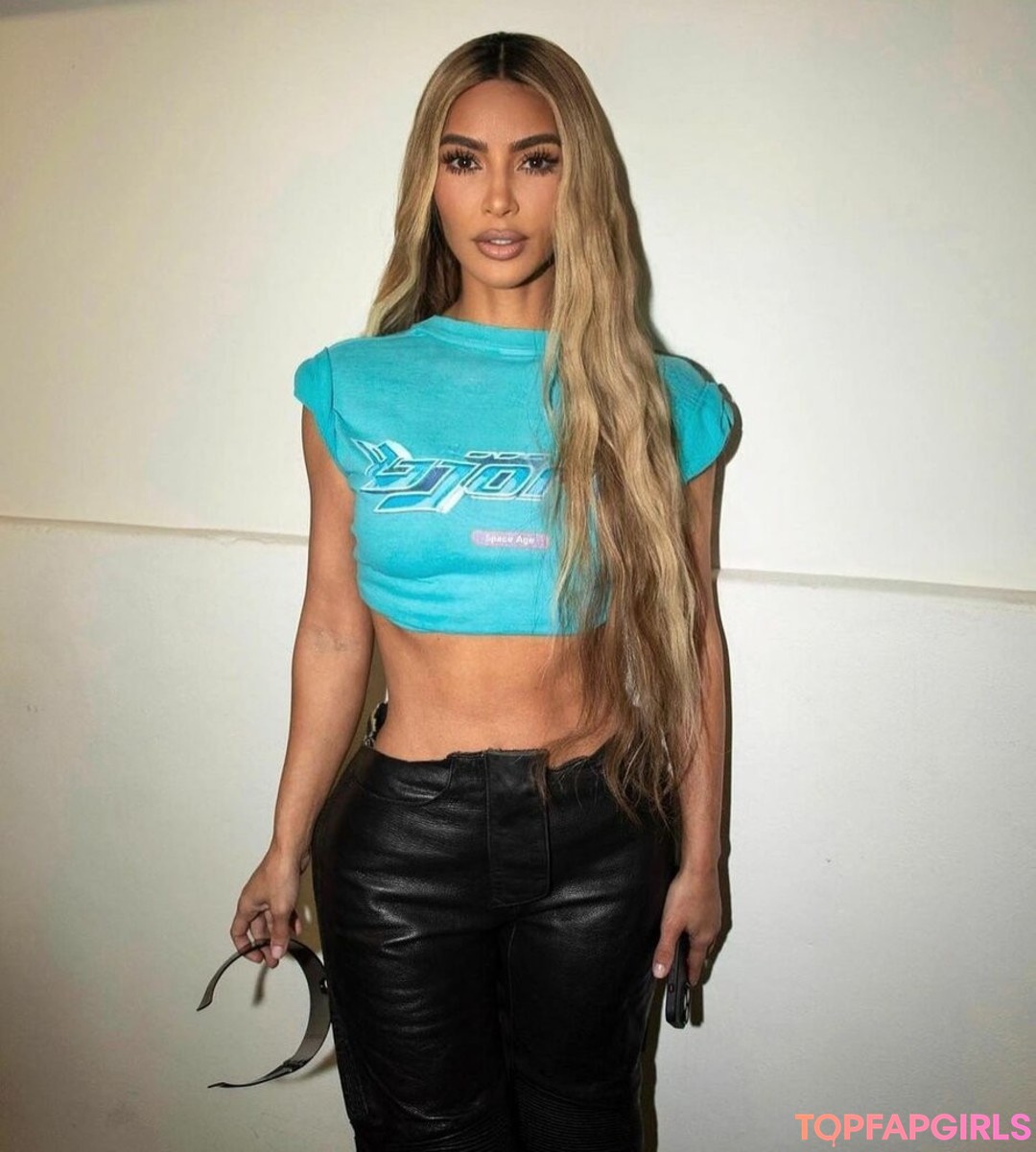 Foto desnuda filtrada de OnlyFans de Kim Kardashian #1256