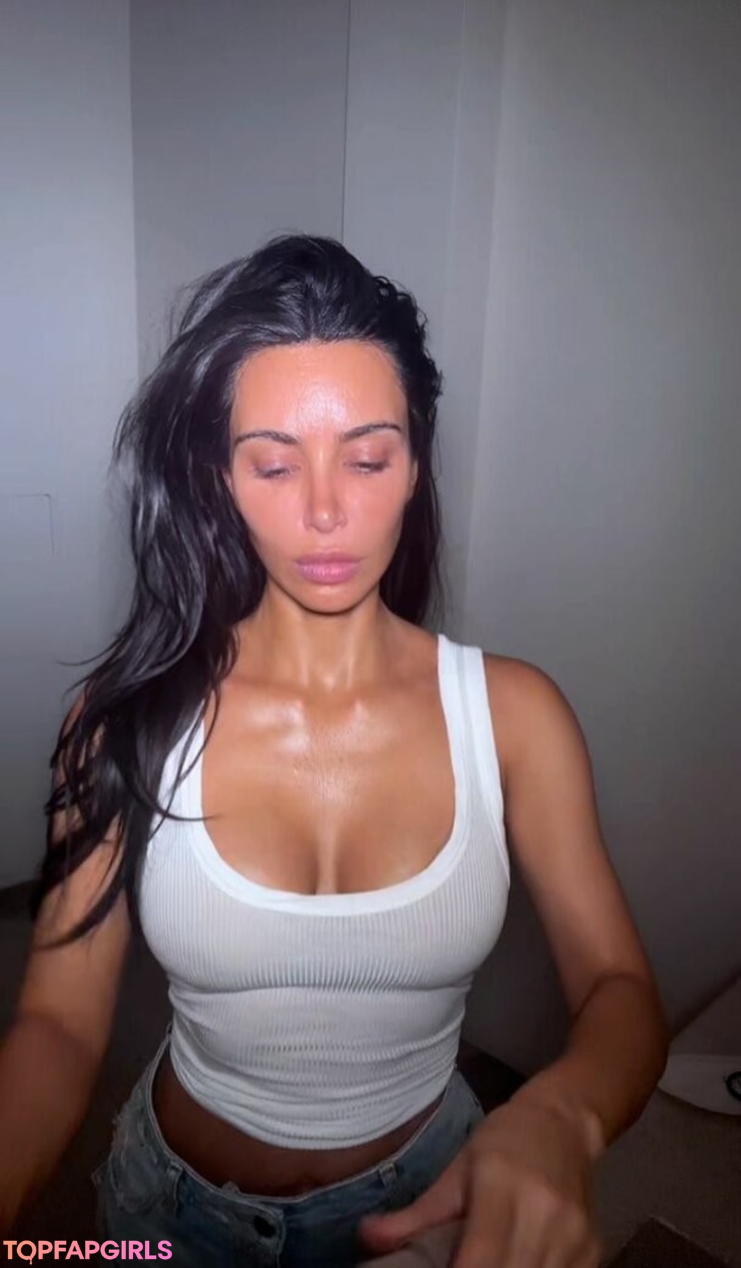 Foto desnuda filtrada de OnlyFans de Kim Kardashian #1295 Foto desnuda filtrada de OnlyFans de Kim Kardashian #1295