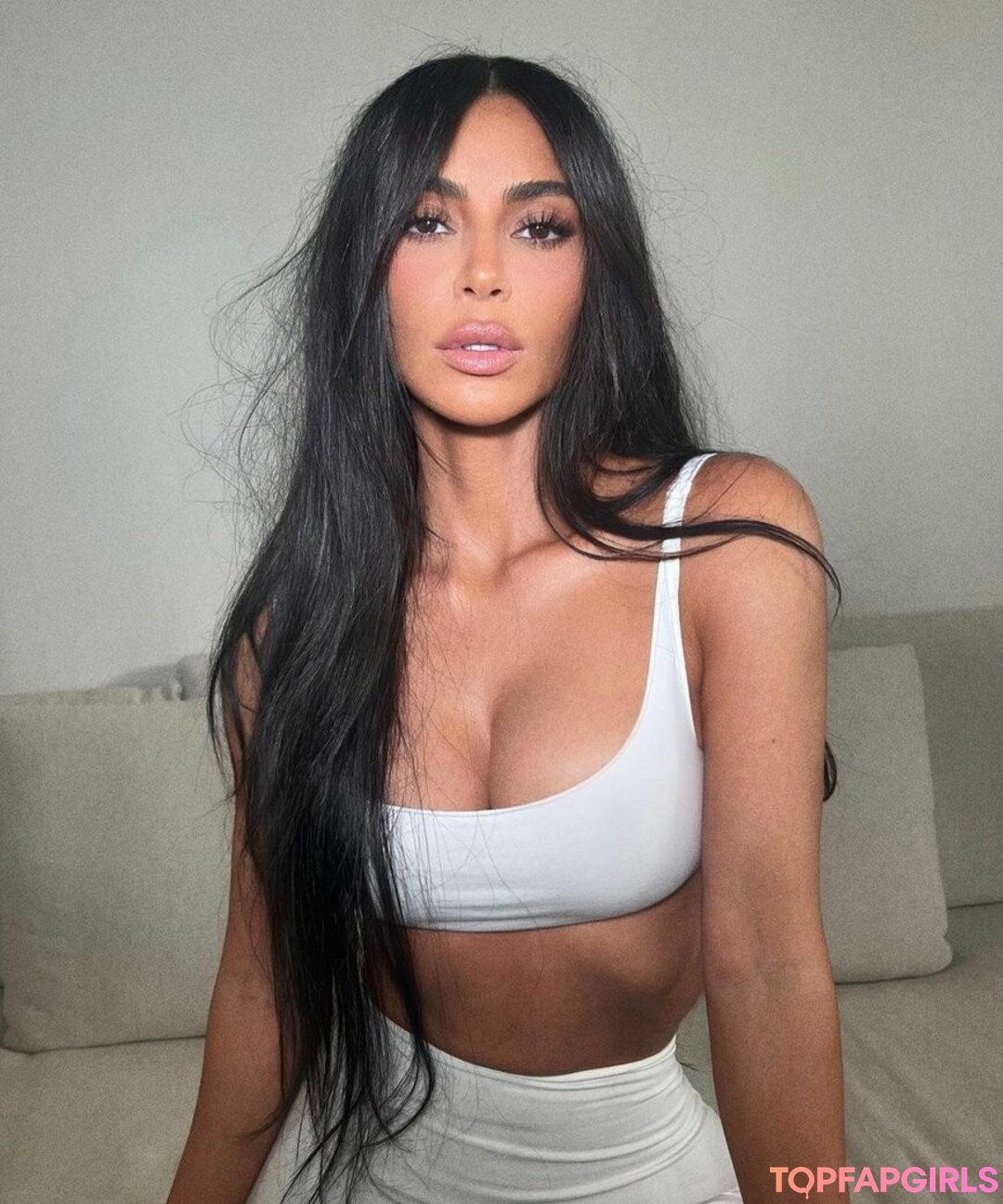 Foto desnuda filtrada de OnlyFans de Kim Kardashian #1313