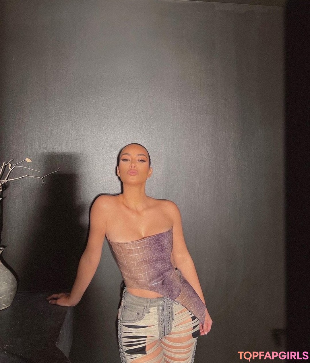 Foto desnuda filtrada de OnlyFans de Kim Kardashian #255 Foto desnuda filtrada de OnlyFans de Kim Kardashian #255