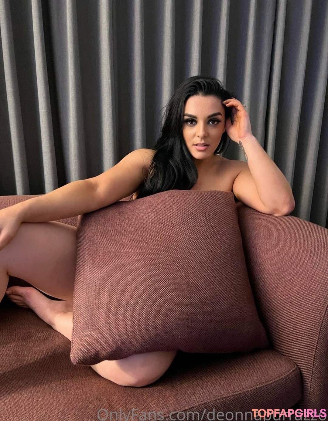 Foto desnuda filtrada de OnlyFans de Deonna Purrazzo #157 Foto desnuda filtrada de OnlyFans de Deonna Purrazzo #157