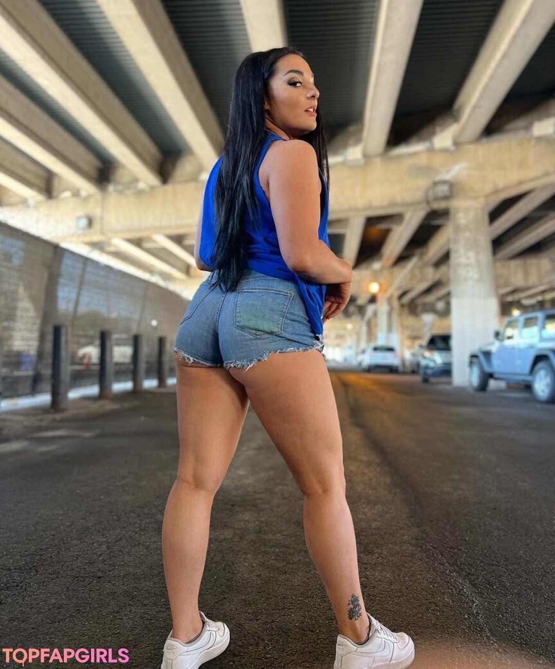 Foto desnuda filtrada de OnlyFans de Deonna Purrazzo #237 Foto desnuda filtrada de OnlyFans de Deonna Purrazzo #237