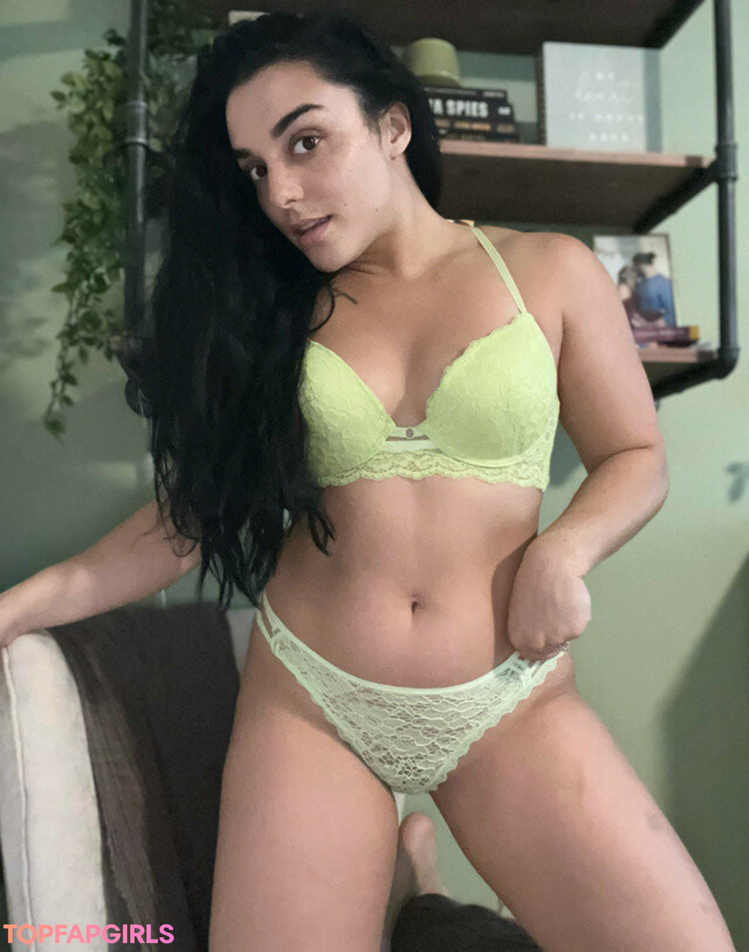 Foto desnuda filtrada de OnlyFans de Deonna Purrazzo #295 Foto desnuda filtrada de OnlyFans de Deonna Purrazzo #295