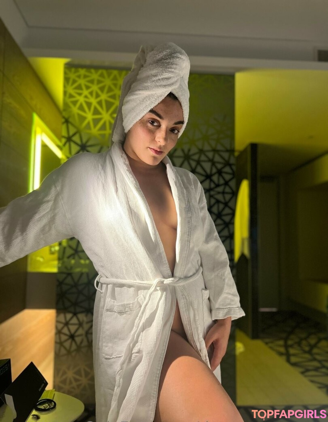 Foto desnuda filtrada de OnlyFans de Deonna Purrazzo #649 Foto desnuda filtrada de OnlyFans de Deonna Purrazzo #649