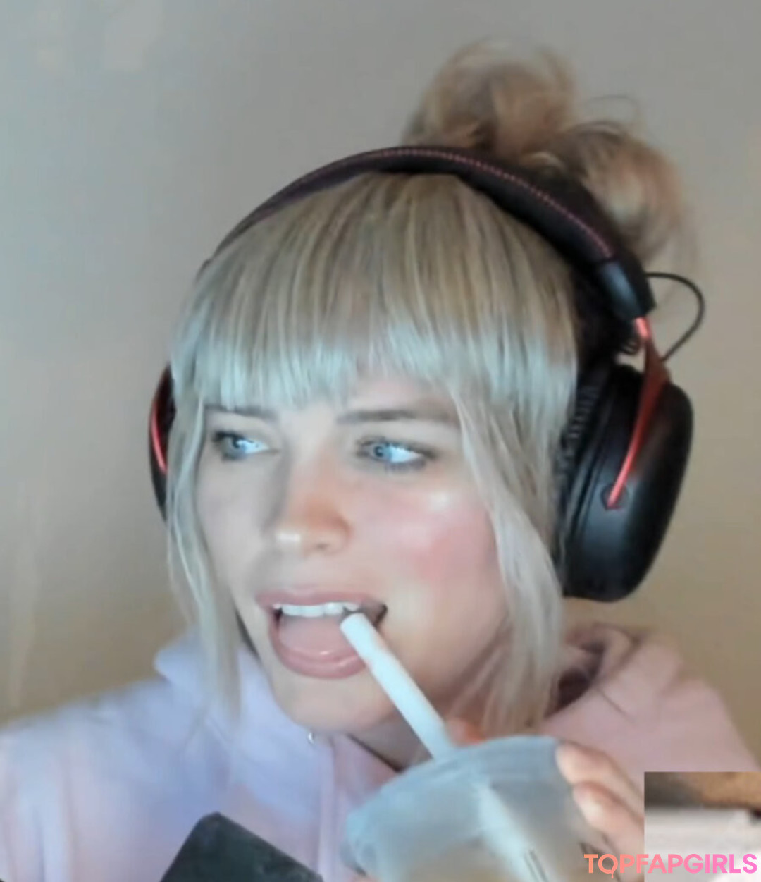 Foto desnuda filtrada de OnlyFans de Qtcinderella #18 Foto desnuda filtrada de OnlyFans de Qtcinderella #18