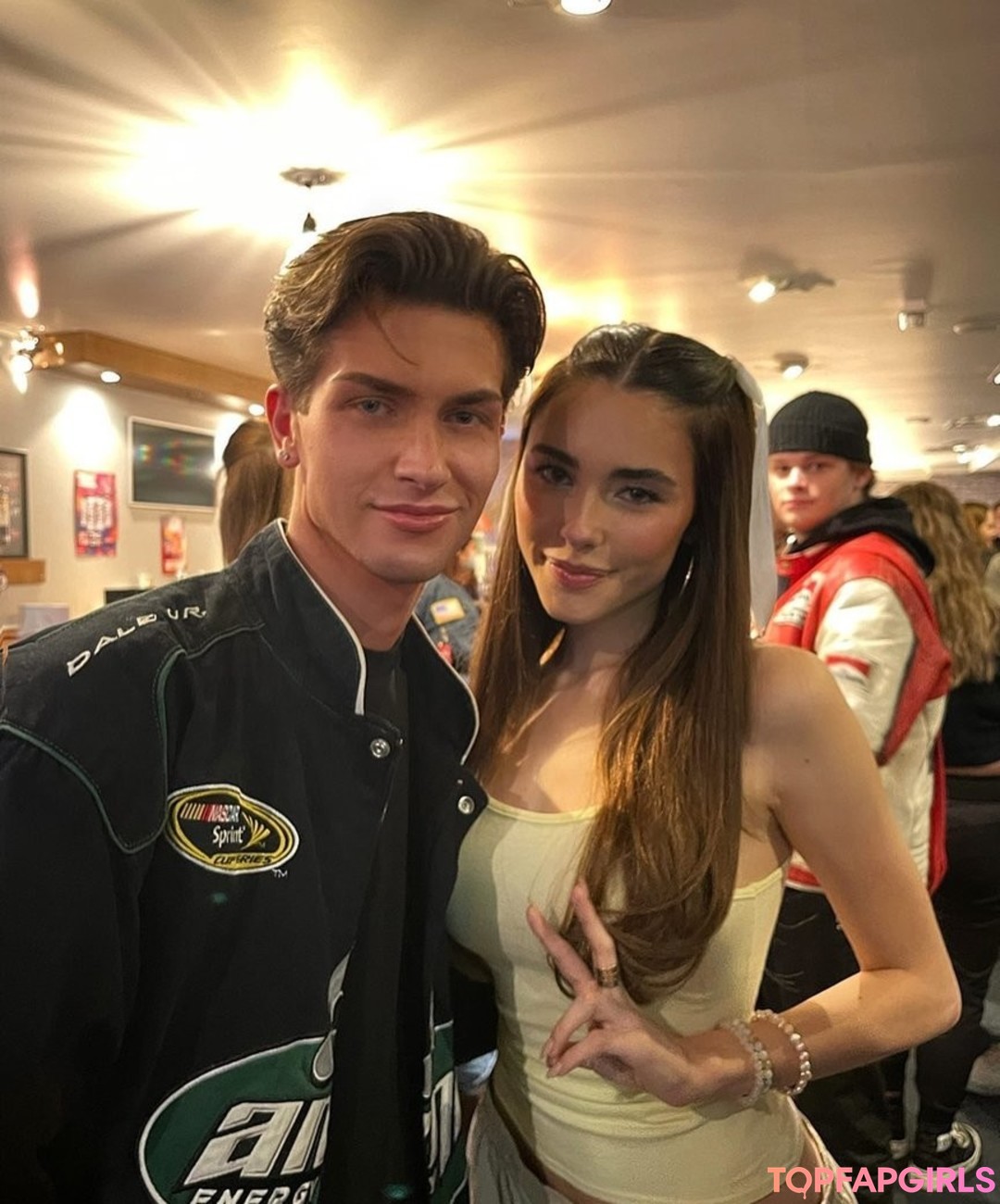 Foto desnuda filtrada de OnlyFans de Madison Beer #376 Foto desnuda filtrada de OnlyFans de Madison Beer #376